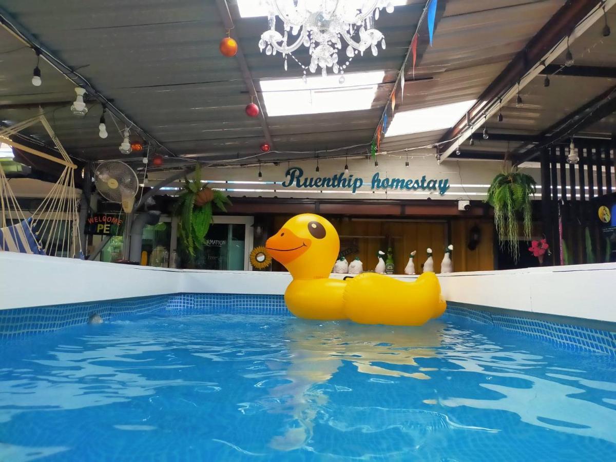 Ruenthip Homestay Bangkok Luaran gambar