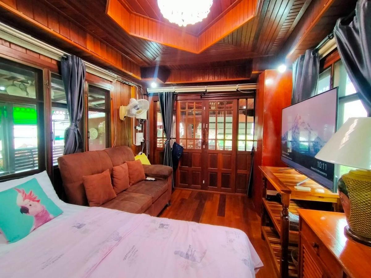 Ruenthip Homestay Bangkok Luaran gambar
