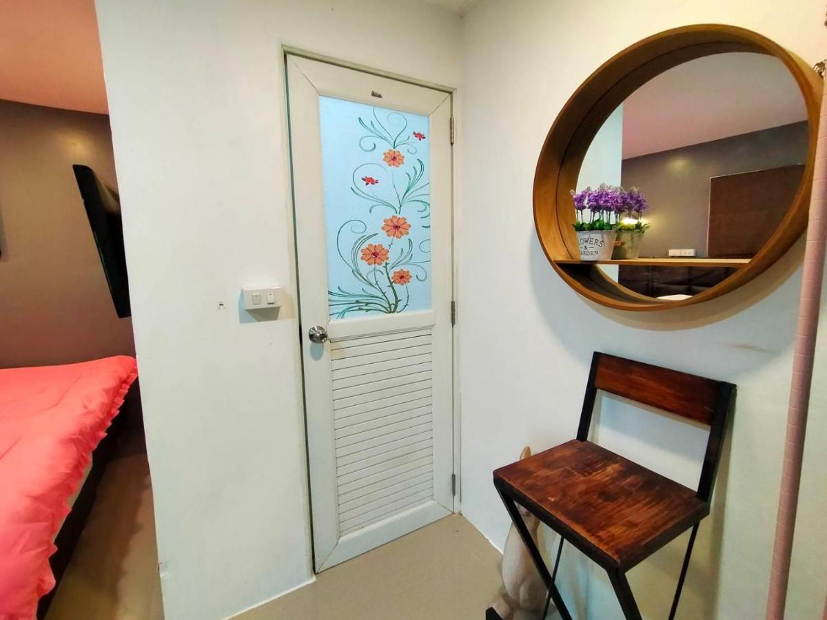 Ruenthip Homestay Bangkok Luaran gambar