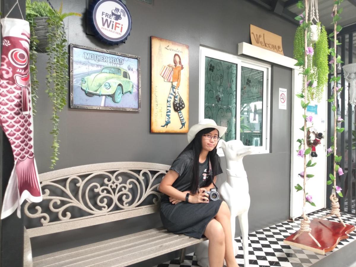 Ruenthip Homestay Bangkok Luaran gambar