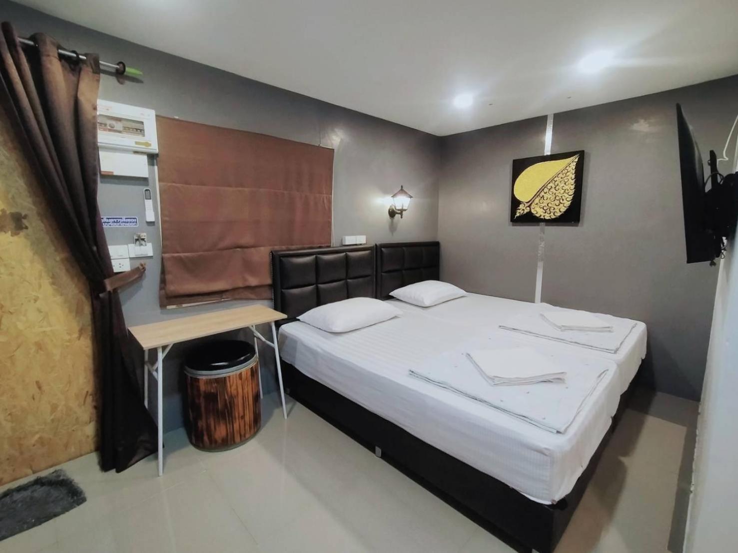 Ruenthip Homestay Bangkok Luaran gambar