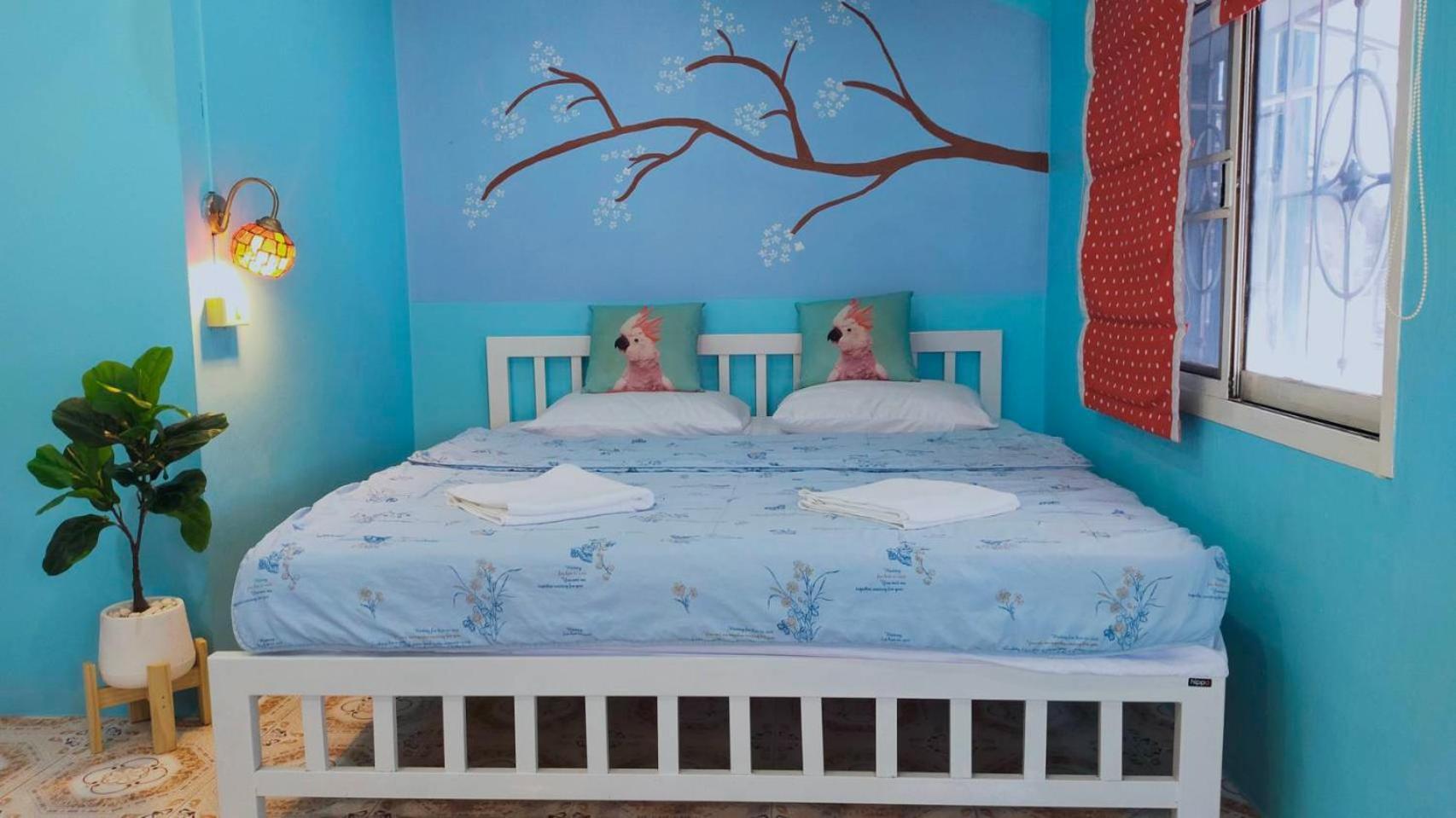 Ruenthip Homestay Bangkok Luaran gambar
