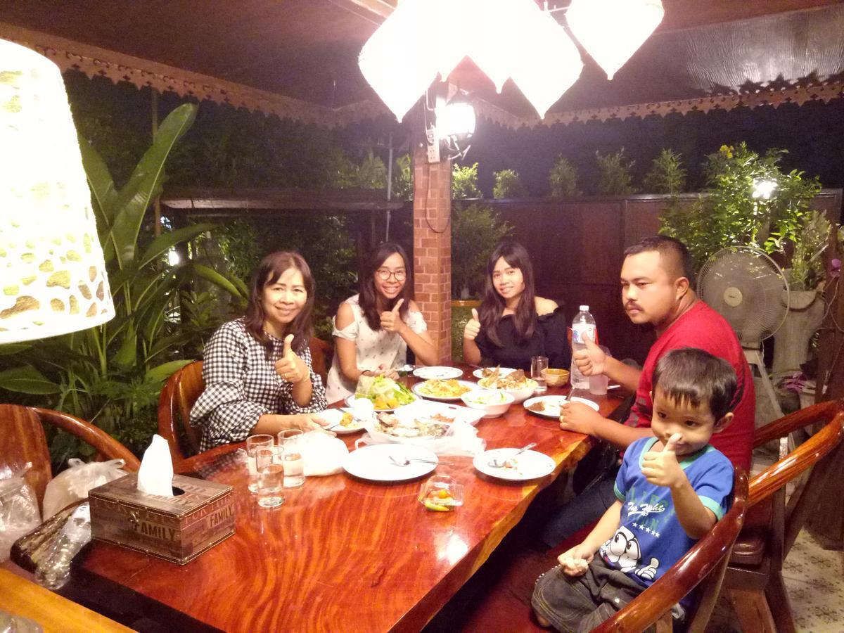 Ruenthip Homestay Bangkok Luaran gambar